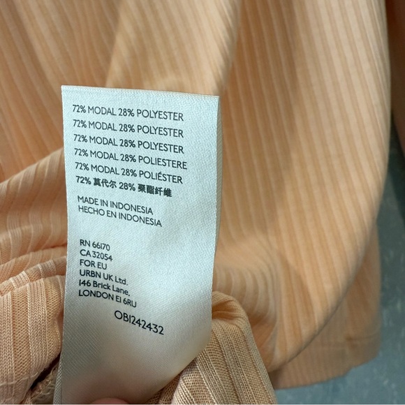 Anthropologie Pale Peach long puffed sleeve ribbed tee - Picture 7 of 8